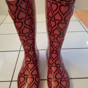 Pink hearted Rainboots